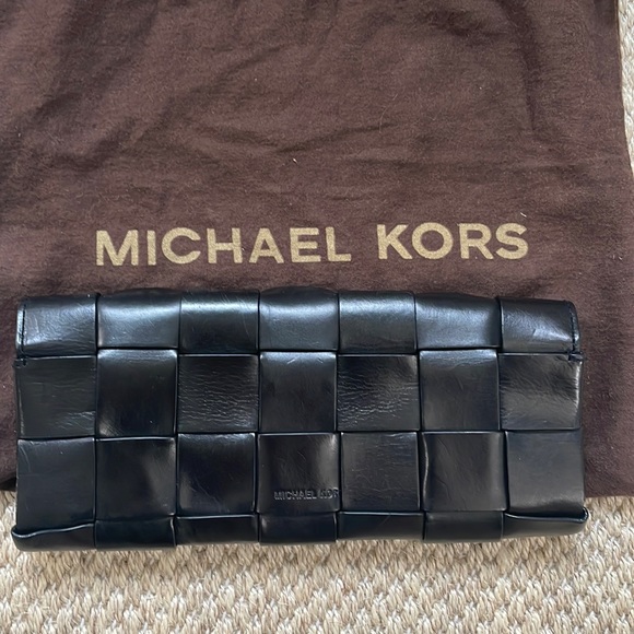 Michael Kors black clutch - Picture 4 of 5